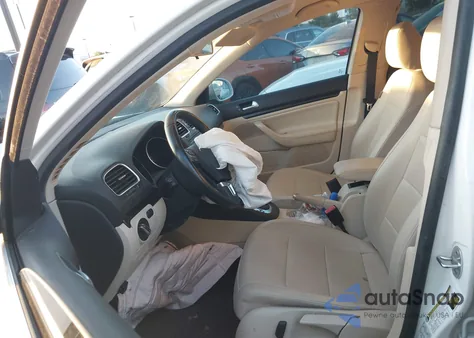 2014 Volkswagen Jetta Tdi from USA, damaged, VIN 3VWPL7AJ7EM615376